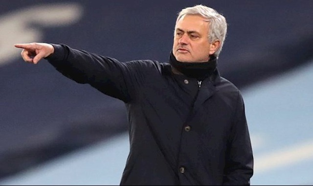 HLV Mourinho tìm được công việc mới sau khi bị Tottenham sa thải - 1