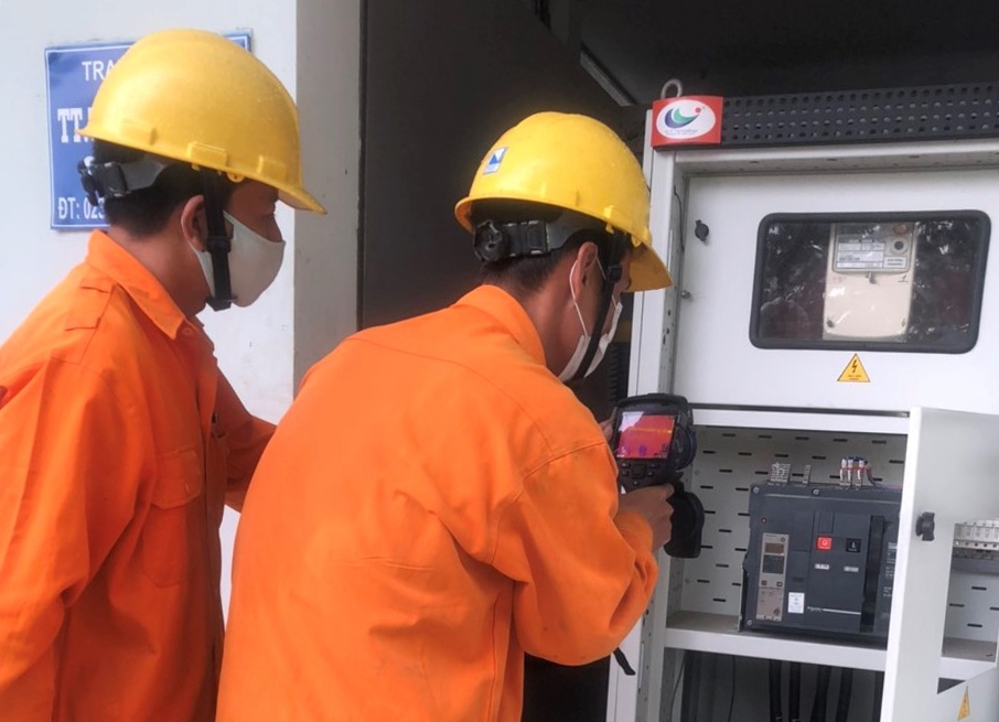 EVNCPC tăng cường đảm bảo điện cho các bệnh viện, cơ sơ y tế, khu cách ly