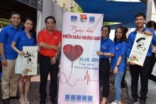 doan thanh nien pvmtc va pvu hien mau vi cong dong