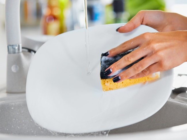 Tại sao bạn nên vứt bỏ miếng bọt biển khỏi nhà bếp ngay và luôn? Vì sao bạn nên vứt bỏ miếng bọt biển khỏi nhà bếp ngay và luôn?