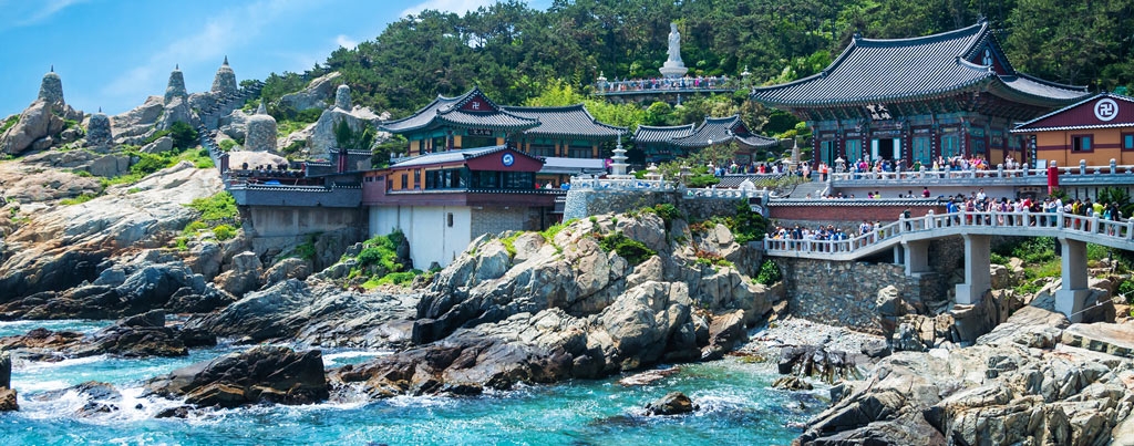 Khám phá ngôi chùa cổ bên bờ biển ở Busan, Hàn Quốc Khám phá ngôi chùa cổ bên bờ biển ở Busan, Hàn Quốc