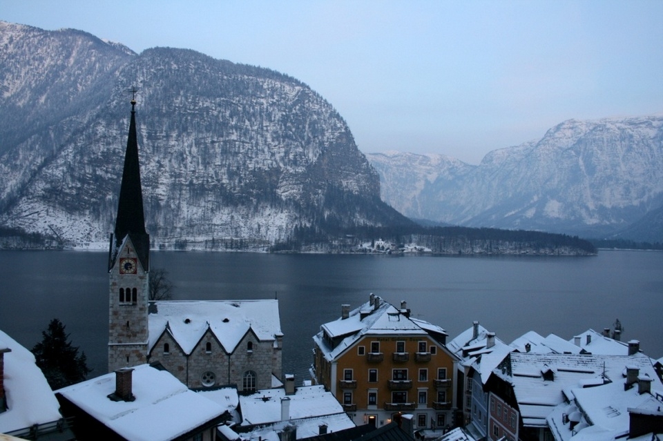 Thăm ngôi làng cổ Hallstatt – Di sản văn hóa 7000 năm của nước Áo Thăm ngôi làng cổ Hallstatt - Di sản văn hóa 7.000 năm của nước Áo