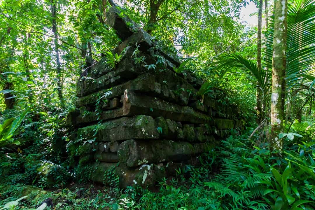 Thành phố cổ Nan Madol - Thành phố cổ Nan Madol -