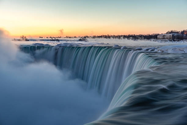 7 địa điểm nổi tiếng, hút khách du lịch ở Canada