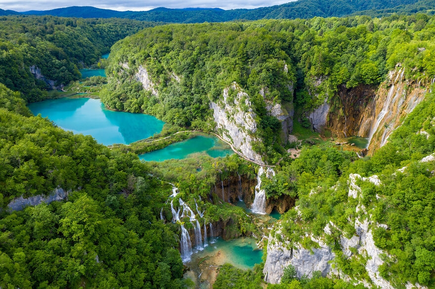 Ngắm nhìn vẻ đẹp mê hoặc của hồ Plitvice, Croatia