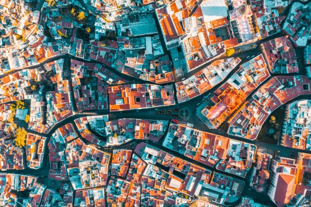 Lạc lối giữa những thành phố, thị trấn rực rỡ sắc màu Lạc lối giữa những thành phố, thị trấn rực rỡ sắc màu