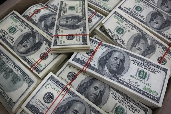 Tỷ giá ngoại tệ ngày 15/6: Đồng USD treo cao sau phiên tăng mạnh cuối tuần trước