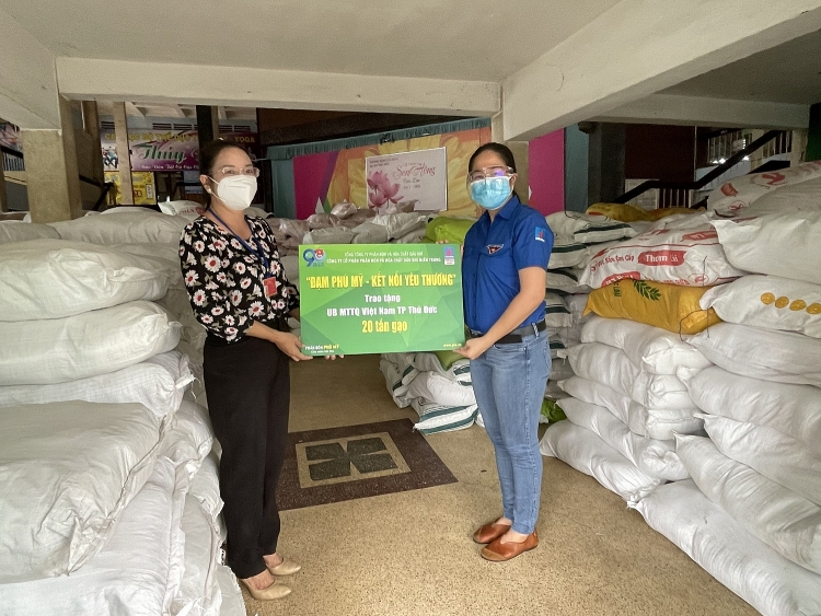 Nỗ lực và tấm lòng của PVFCCo trong đại dịch Covid-19