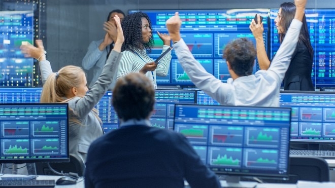 Tin nhanh thị trường chứng khoán ngày 18/12: VN Index lại 